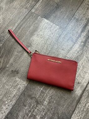 Michael Kors Wristlet